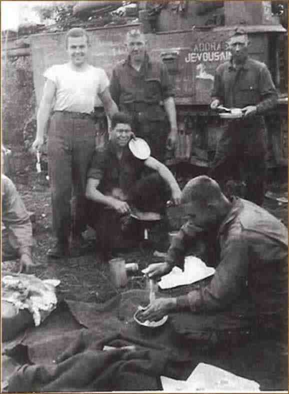 a_chow_time.jpg